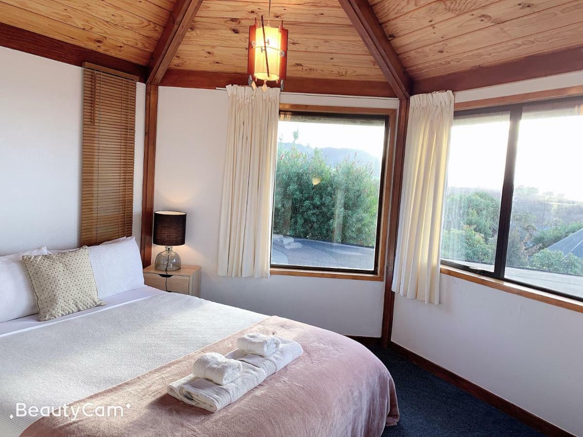 Aquarius Lake View Resort Роторуа Экстерьер фото